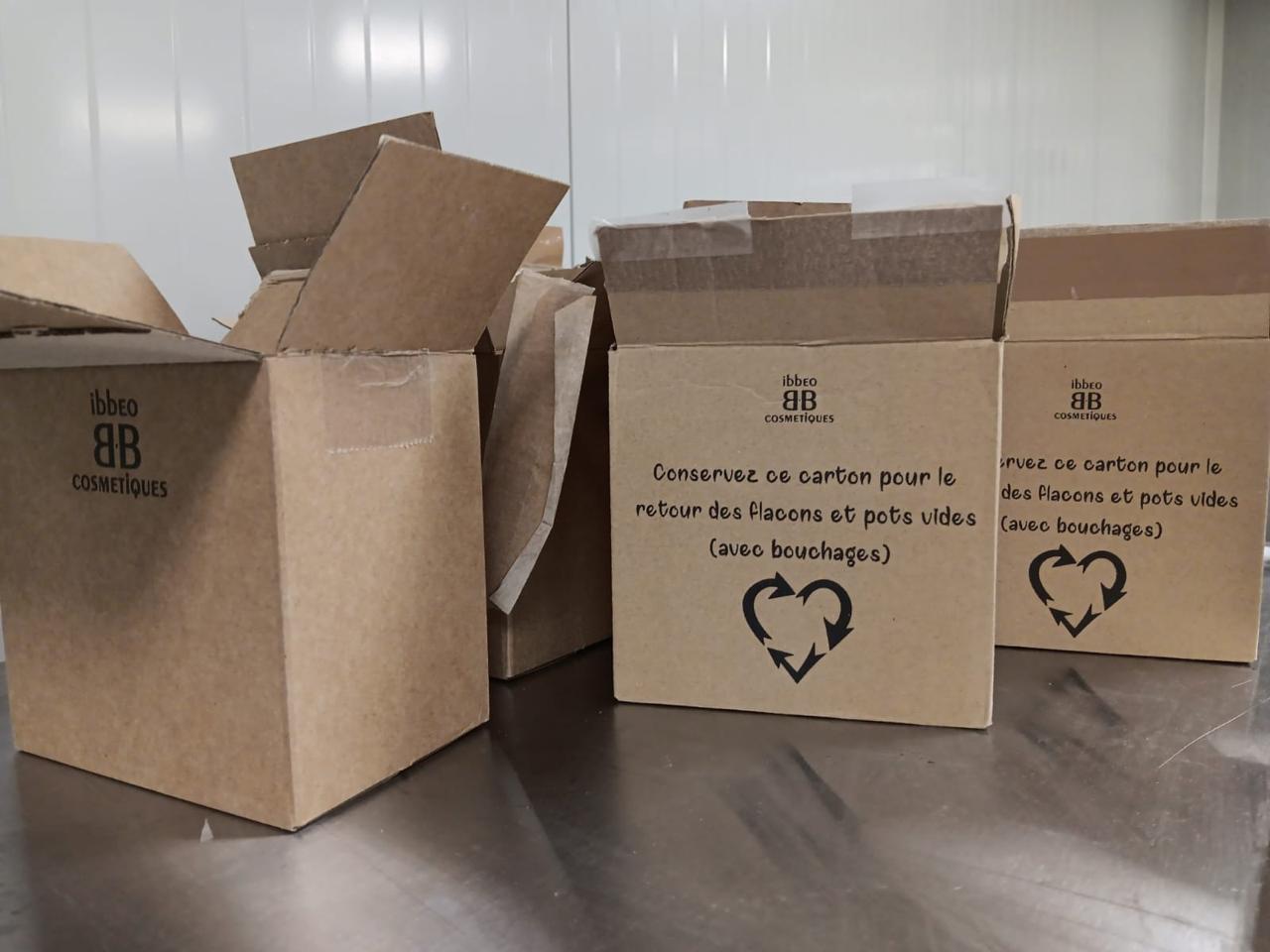 Cosmétiques Emballages Consigne Réemploi Reuse Widerverwendung Innovation Lavage Nettoyage Cleaning Traçabilité sérialisée Marking Désétiquetage Label removal Verre Glass Plastique Plastic Metal Métal Packaging réemployable Vrac cosmétiques Collecte Economie circulaire Pollution marine Zéro déchet Retour client Recyclage Recycling Nettoyage lots déclassés Vrac Reuse economy Recharge France Europe Solution Conditionnement Vente équipement Industriel Industrial Test sur mesure Trial Satisfaction Futur Challenge Actuel Economique Zero déchet exigences règlementaires loi AGEC PPWR cosmetic tri sorting production pilote unité unit expérience contenant pot flacon jar capot couvercle usage unique parfum hygiène soins beauté essai développement réponse solution RSE éco-responsable écologie économique écologique biologique ibbeo à rajouter : laveur boucle réemploi expert Cosmétiques Emballages Consigne Réemploi Reuse Widerverwendung Innovation Lavage Nettoyage Cleaning Traçabilité sérialisée Marking Désétiquetage Label removal Verre Glass Plastique Plastic Metal Métal Packaging réemployable Vrac cosmétiques Collecte Economie circulaire Pollution marine Zéro déchet Retour client Recyclage Recycling Nettoyage lots déclassés Vrac Reuse economy Recharge France Europe Solution Conditionnement Vente équipement Industriel Industrial Test sur mesure Trial Satisfaction Futur Challenge Actuel Economique Zero déchet exigences règlementaires loi AGEC PPWR cosmetic tri sorting production pilote unité unit expérience contenant pot flacon jar capot couvercle usage unique parfum hygiène soins beauté essai développement réponse solution RSE éco-responsable écologie économique écologique biologique ibbeo à rajouter : laveur boucle réemploi expert Cosmétiques Emballages Consigne Réemploi Reuse Widerverwendung Innovation Lavage Nettoyage Cleaning Traçabilité sérialisée Marking Désétiquetage Label removal Verre Glass Plastique Plastic Metal Métal Packaging réemployable Vrac cosmétiques Collecte Economie circulaire Pollution marine Zéro déchet Retour client Recyclage Recycling Nettoyage lots déclassés Vrac Reuse economy Recharge France Europe Solution Conditionnement Vente équipement Industriel Industrial Test sur mesure Trial Satisfaction Futur Challenge Actuel Economique Zero déchet exigences règlementaires loi AGEC PPWR cosmetic tri sorting production pilote unité unit expérience contenant pot flacon jar capot couvercle usage unique parfum hygiène soins beauté essai développement réponse solution RSE éco-responsable écologie économique écologique biologique ibbeo à rajouter : laveur boucle réemploi expert